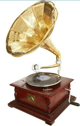 Gramophone en bois